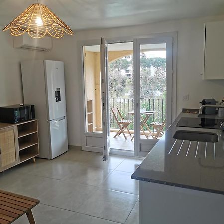 T2 Au Coeur Du Golfe De Saint Tropez Apartment Cogolin Bagian luar foto