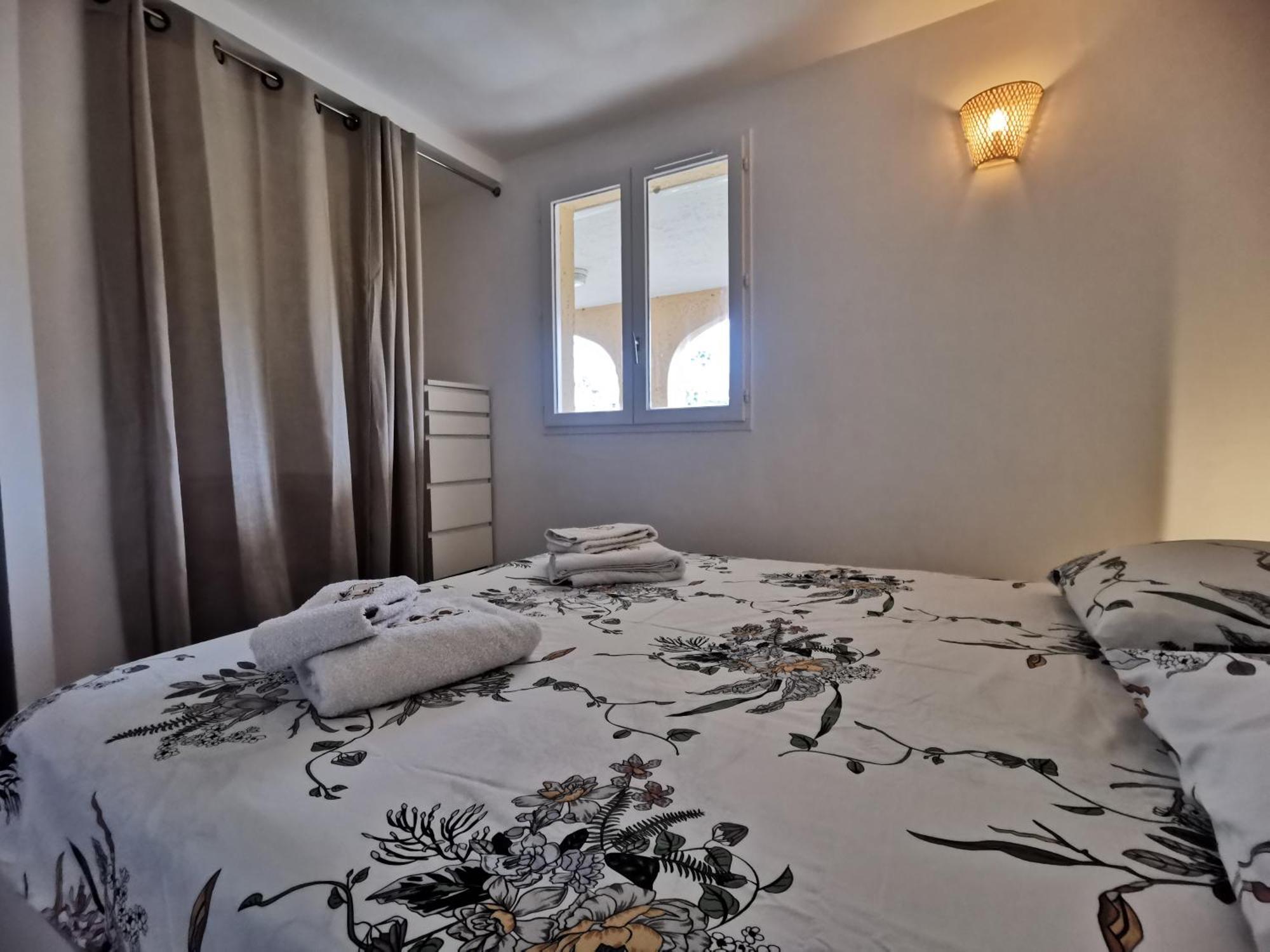 T2 Au Coeur Du Golfe De Saint Tropez Apartment Cogolin Bagian luar foto